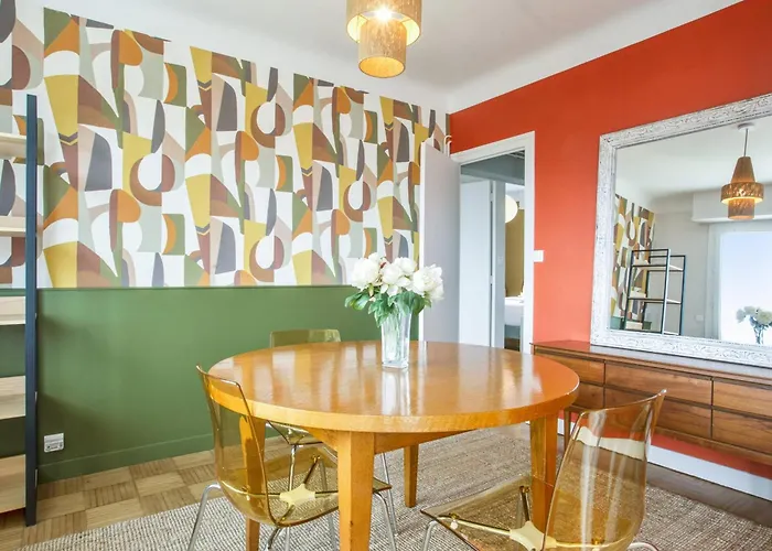 T3 Design Et Familial Avec Parking Proche Commodites Apartamento *