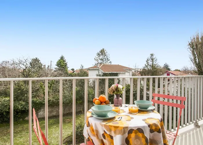 T3 Design Et Familial Avec Parking Proche Commodites * Biarritz